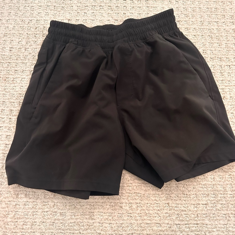 lululemon athletica Men’s Pace Breaker Black Athletic Shorts